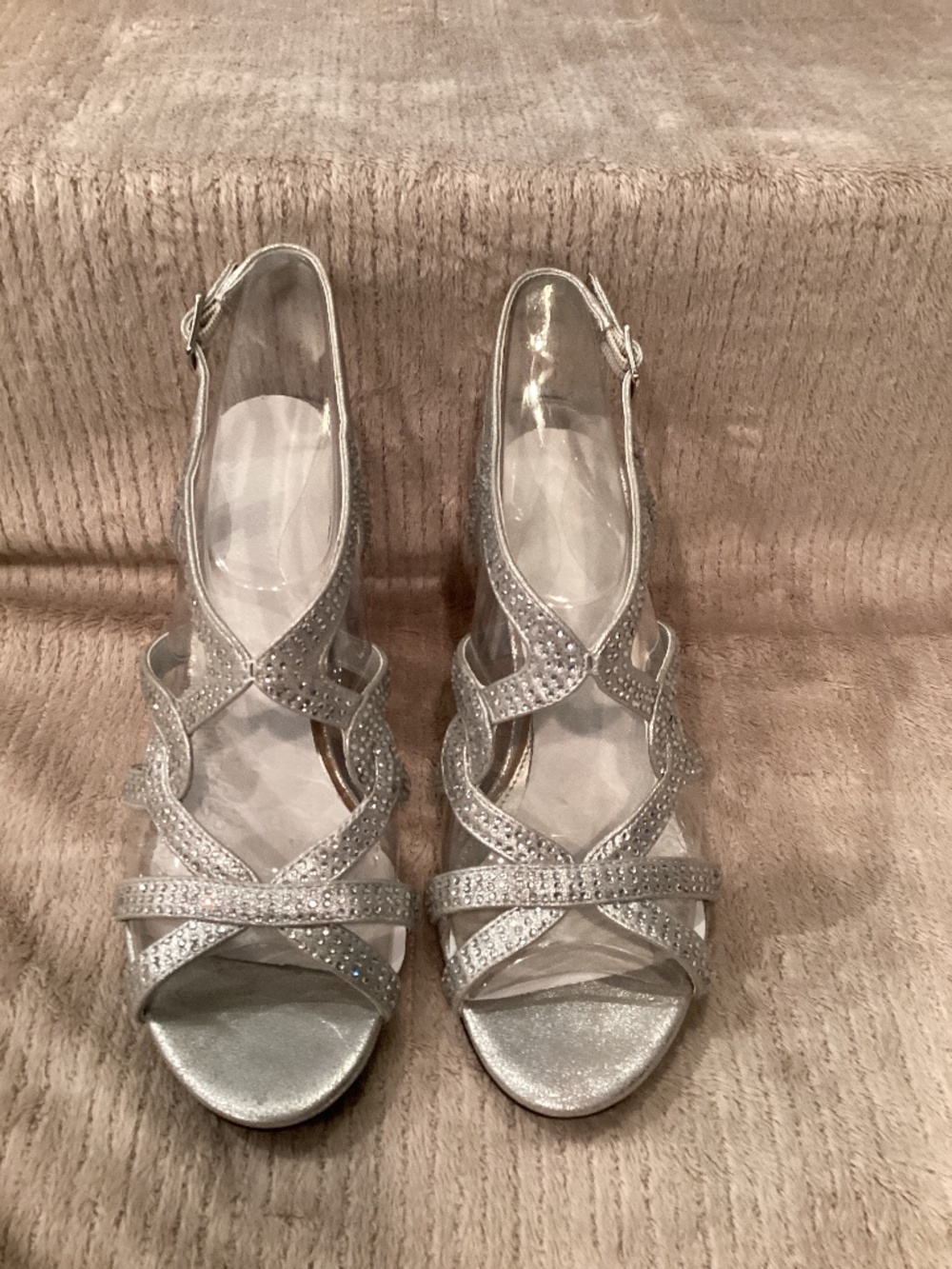 Women’s Dressy Silver Sandal - M by Marinelli Size 7.5